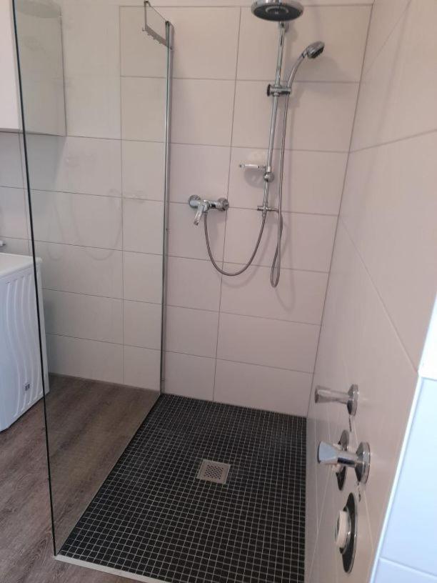 Ferienwohnung Am Geysirzentrum Andernach Exteriér fotografie